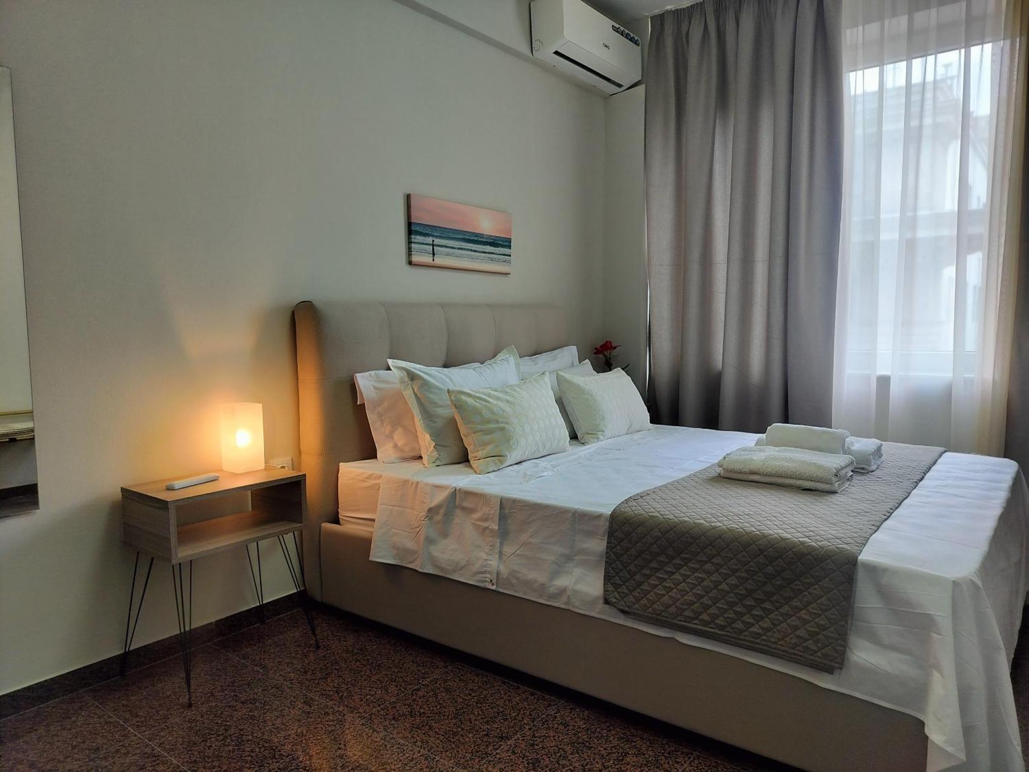 Stay Above The City - Explore Center By Foot Tsimiski - Ladadika * Thessaloniki