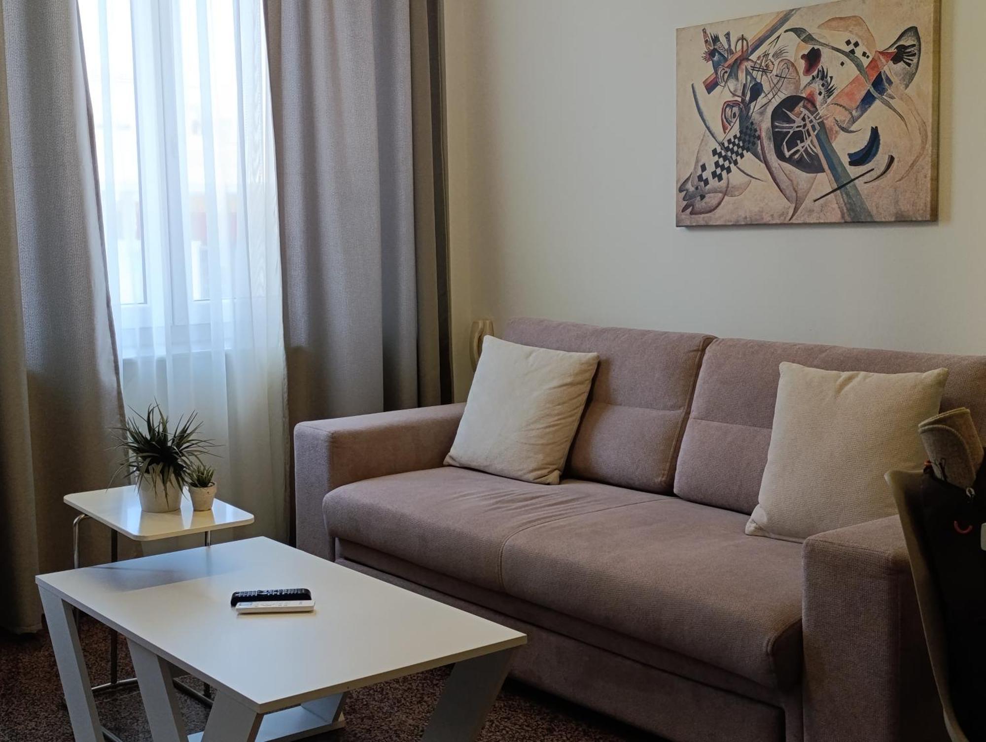 Stay Above The City - Explore Center By Foot Tsimiski - Ladadika